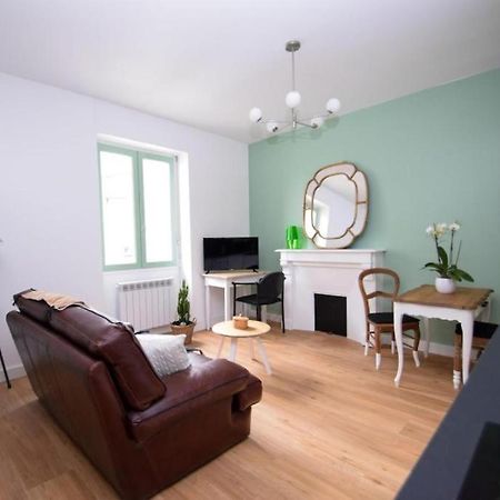 Appartement Entre Plage De L'Ecluse Et Place Du Marche Dinard Exteriér fotografie