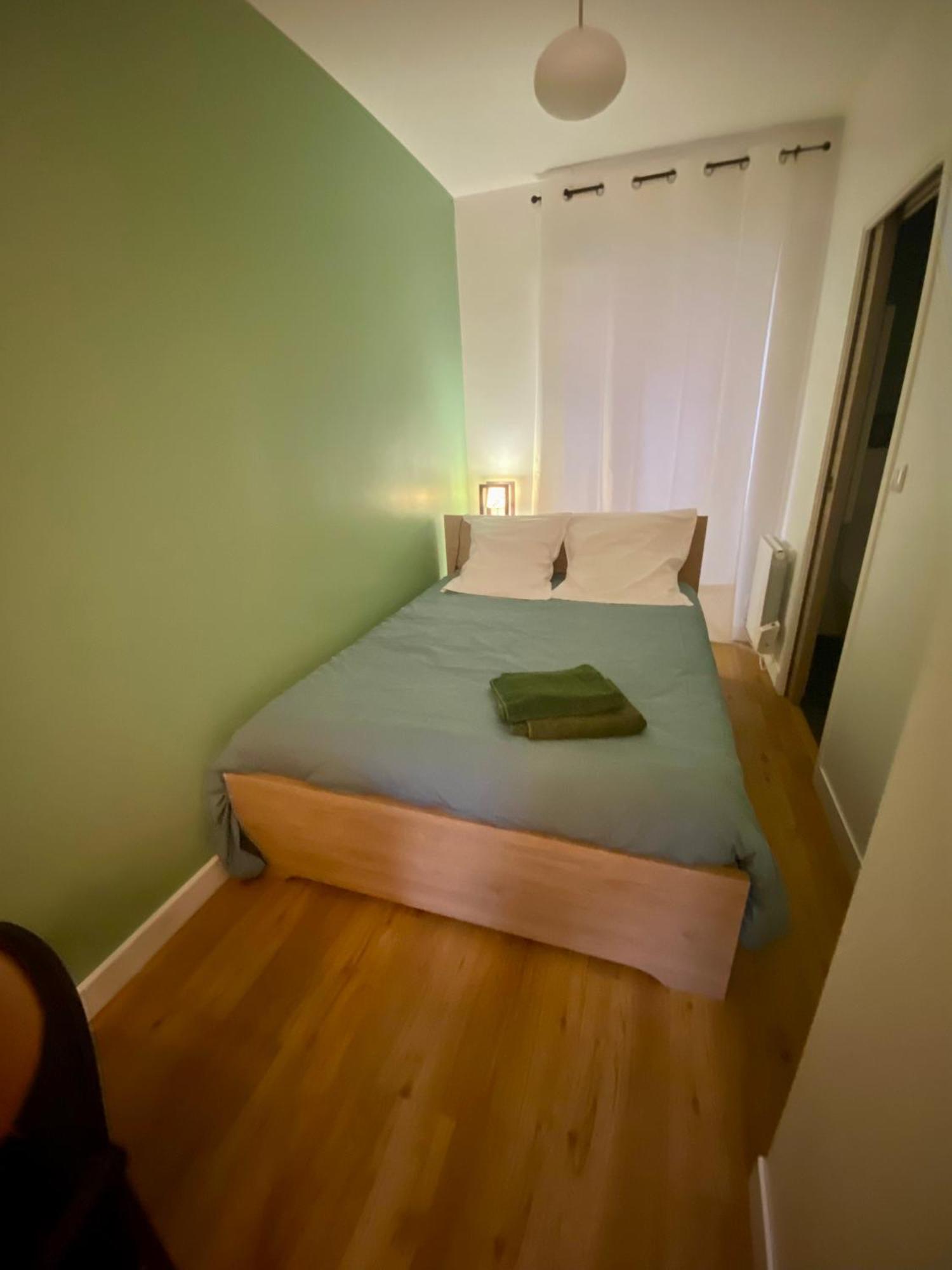 Appartement Entre Plage De L'Ecluse Et Place Du Marche Dinard Exteriér fotografie